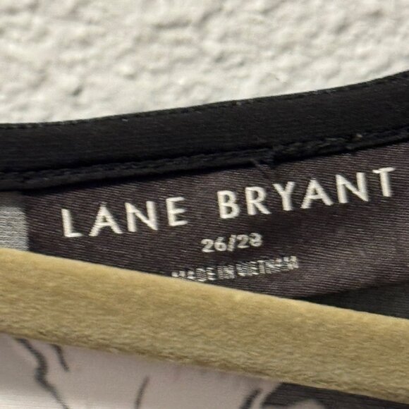 Lane Bryant Black & White Floral Jumpsuit Size 26/28W stretch Jumpsuit - Picture 3 of 12